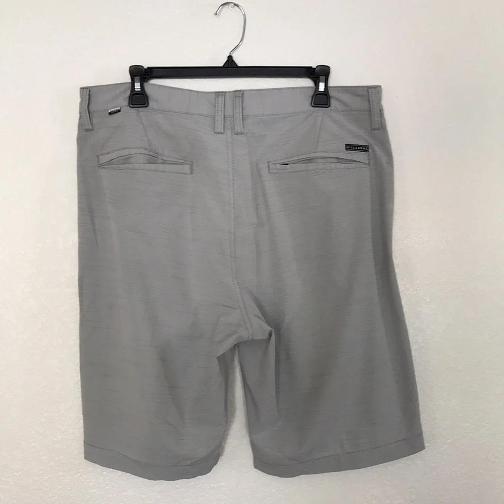 Billabong shorts - Picture 2 of 2